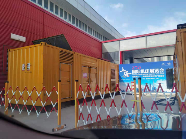 雅江出租发电机-柴油发电机和汽油发电机哪个更好一些?