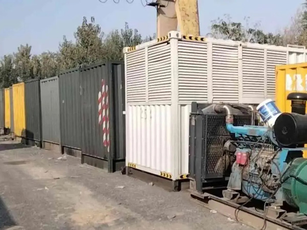 雅江200KW柴油发电机机组每小时油耗是多少?